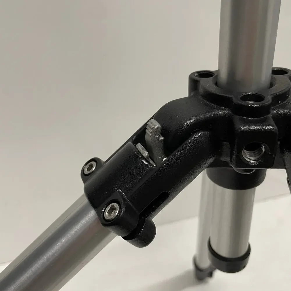 Vintage Bogen 3001/190 Tripod with 3025 3-Way Pan Tilt Head Made in Italy Good
